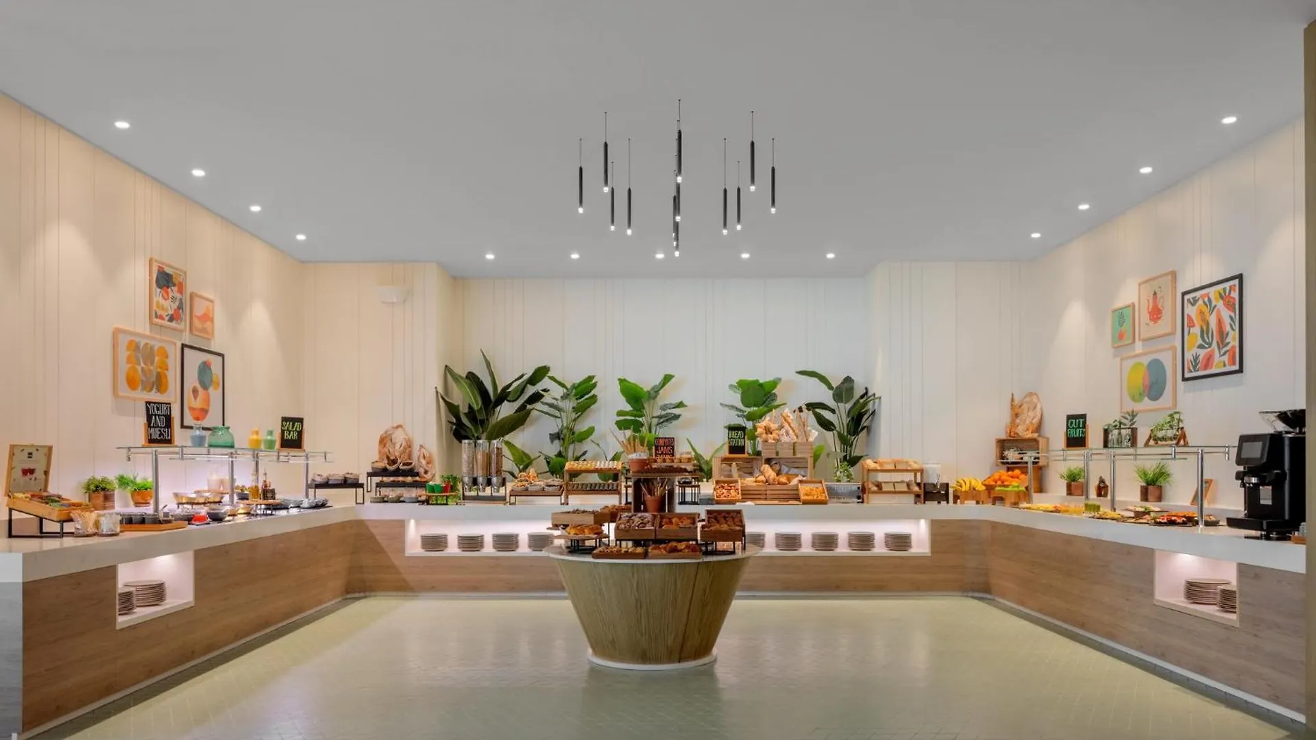 Holiday Inn Dubai Business Bay By Ihg Hotel