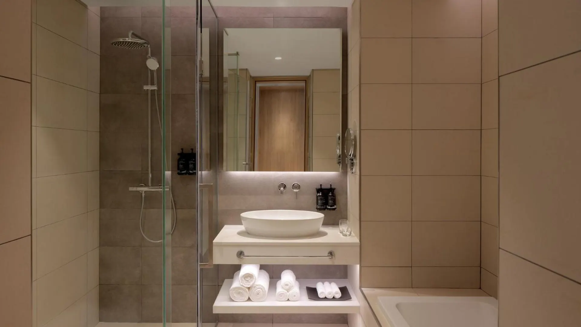 Holiday Inn Dubai Business Bay By Ihg 호텔